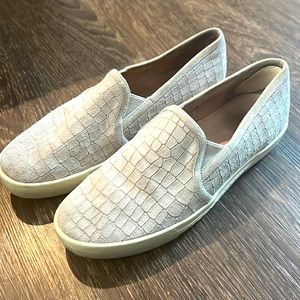 When I got pregnant, my feet grew! So sad to lose these!